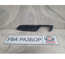 Блок управления стеклоподьемником перед левый 1,8 МКПП Mazda 6 (GH) 2007-2012