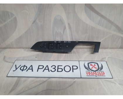 Блок управления стеклоподьемником перед левый 1,8 МКПП Mazda 6 (GH) 2007-2012 Блок управления стеклоподьемником перед левый 1,8 МКПП Mazda 6 (GH) 2007-2012