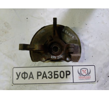 Кулак поворотный передний правый + ступица 2,4 Mitsubishi Outlander XL (CW) 2006-2012