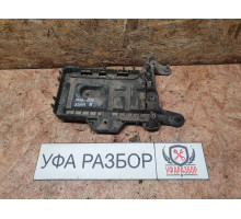 Площадка под АКБ 1,4 МКПП Skoda Octavia (A5 1Z-) 2008-2013