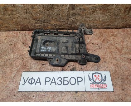 Площадка под АКБ 1,4 МКПП Skoda Octavia (A5 1Z-) 2008-2013 Площадка под АКБ 1,4 МКПП Skoda Octavia (A5 1Z-) 2008-2013