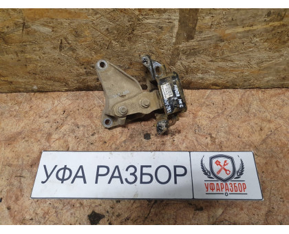 Подушка КПП левая 1,6 МКПП MK6 Ford Fiesta 2012> Подушка КПП левая 1,6 МКПП MK6 Ford Fiesta 2012>