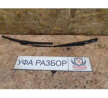 Поводок дворника правый 1,4 МКПП Skoda Fabia 1999-2006