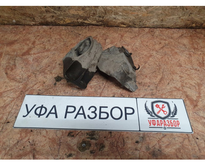 Подушка ДВС правая 1,6 АКПП Renault Duster 2012-2015 Подушка ДВС правая 1,6 АКПП Renault Duster 2012-2015