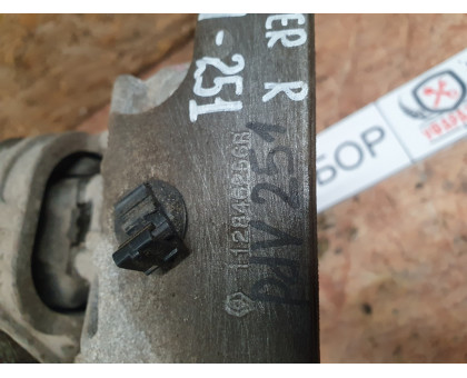 Подушка ДВС правая 1,6 АКПП Renault Duster 2012-2015 Подушка ДВС правая 1,6 АКПП Renault Duster 2012-2015