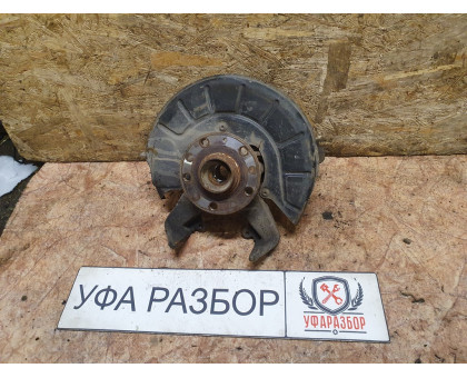 Кулак передний правый 1,6 МКПП Skoda Octavia (A5 1Z-) 2008-2013 Кулак передний правый 1,6 МКПП Skoda Octavia (A5 1Z-) 2008-2013