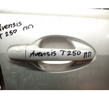 Ручка двери наружняя передняя правая Toyota Avensis Т250 2004-2009