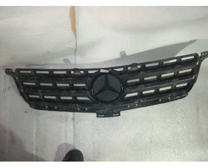 Решетка радиатора Mercedes Benz GL-Class X166 (GL/GLS) 2012-2015