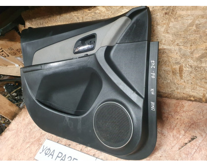 Обшивка двери передняя левая 1,6 МКПП  Chevrolet Cruze 2009>