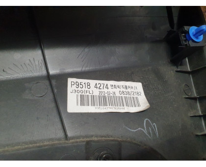 Обшивка двери передняя левая 1,6 МКПП  Chevrolet Cruze 2009>