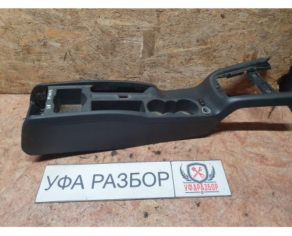 Консоль 1,4 МКПП Skoda Octavia (A5 1Z-) 2008-2013