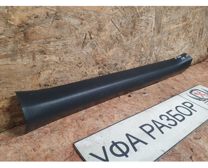 Накладка порога салонная перед правая 1.6 АКПП Toyota Corolla E15 2006-2010