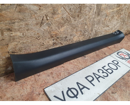 Накладка порога салонная перед левая 1.6 АКПП Toyota Corolla E15 2006-2010