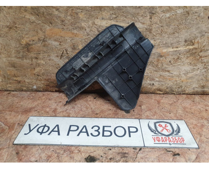 Накладка порога салонная зад левая 1.6 АКПП Toyota Corolla E15 2006-2010
