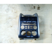 Дефлектор центральный с кнопкой авар сигнал  Mitsubishi Galant (DJ,DM) 2003-2012
