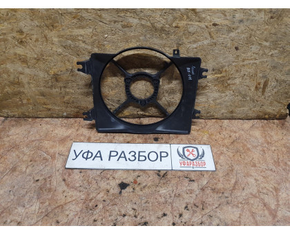Рамка диффузора Hyundai Accent 2000-2012 Рамка диффузора Hyundai Accent 2000-2012