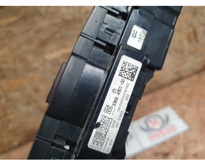 Кнопка аварийного сигнала Mercedes Benz Vito/Viano-(639) 2003-2014 Кнопка аварийного сигнала Mercedes Benz Vito/Viano-(639) 2003-2014