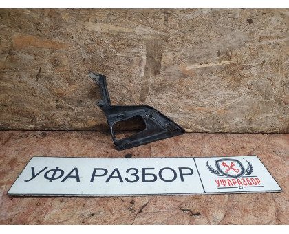 Накладка ПТФ правая Toyota Land Cruiser (150)-Prado 2009> Накладка ПТФ правая Toyota Land Cruiser (150)-Prado 2009>