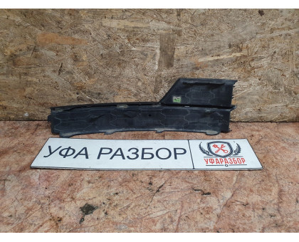 Накладка ПТФ левая Skoda Octavia (A7) 2013> Накладка ПТФ левая Skoda Octavia (A7) 2013>