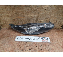 Фара правая 1,6 МКПП MK6 Ford Fiesta 2012>